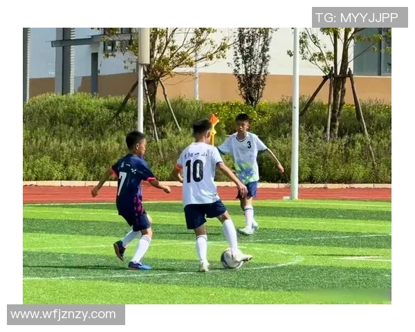 超厉害的儿童足球明星们如何在绿茵场上展现惊人天赋与无限潜力