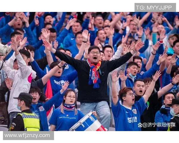 足球明星与球迷的亲密互动揭秘你不知道的背后故事