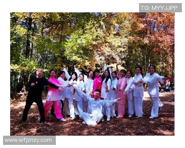 克鲁塞罗与竞技的精彩对决比分揭晓，赛季走势分析与精彩瞬间回顾